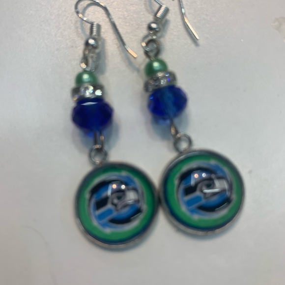 Seattle Seahawks earrings - Picture 2 of 2